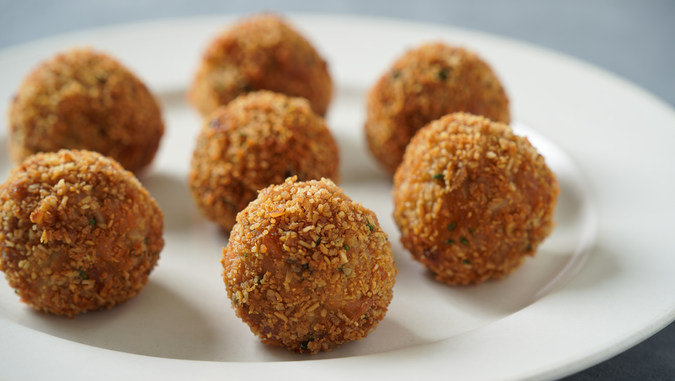 Air Fryer Crispy Stuffing Balls