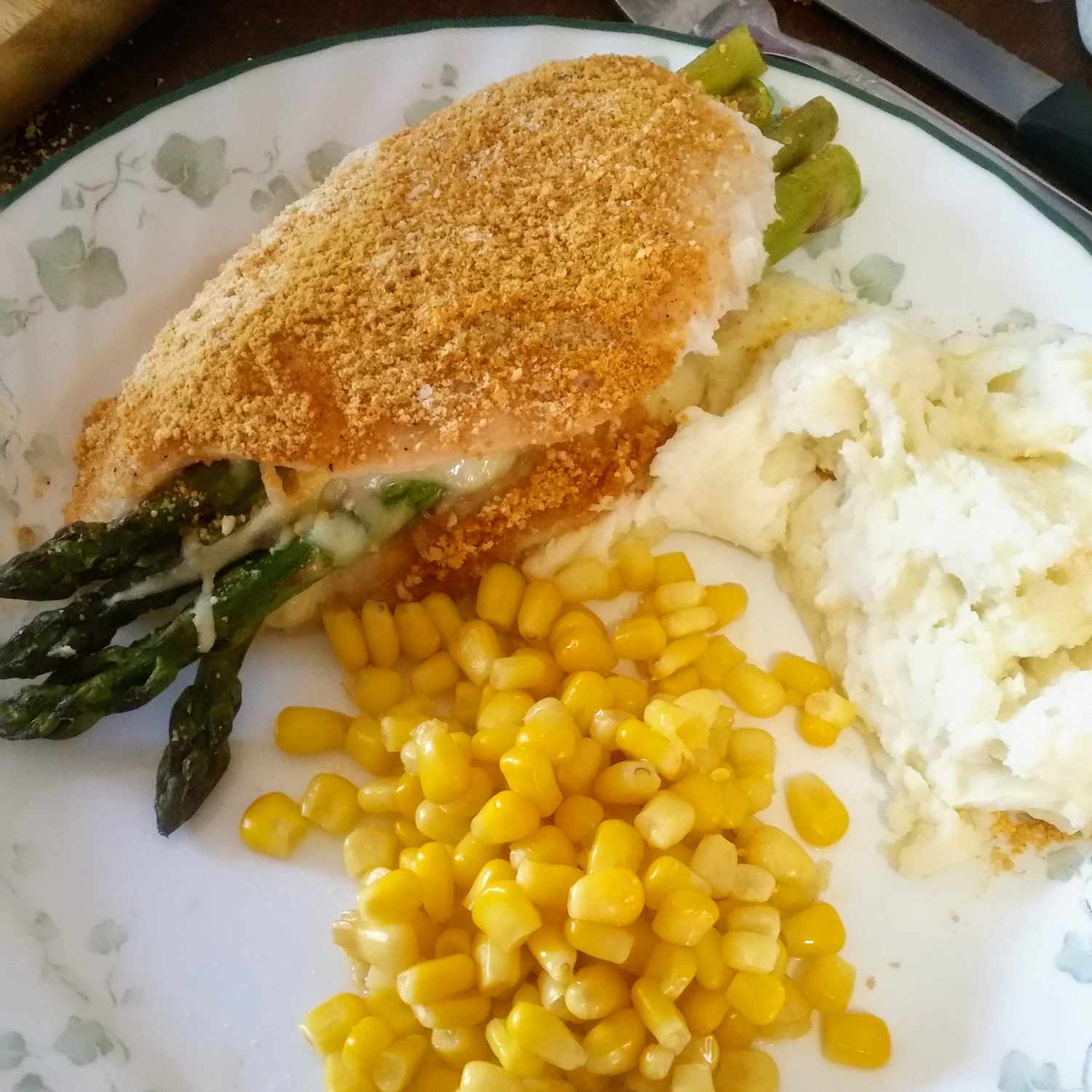 Asparagus and Mozzarella-Stuffed Chicken Breasts