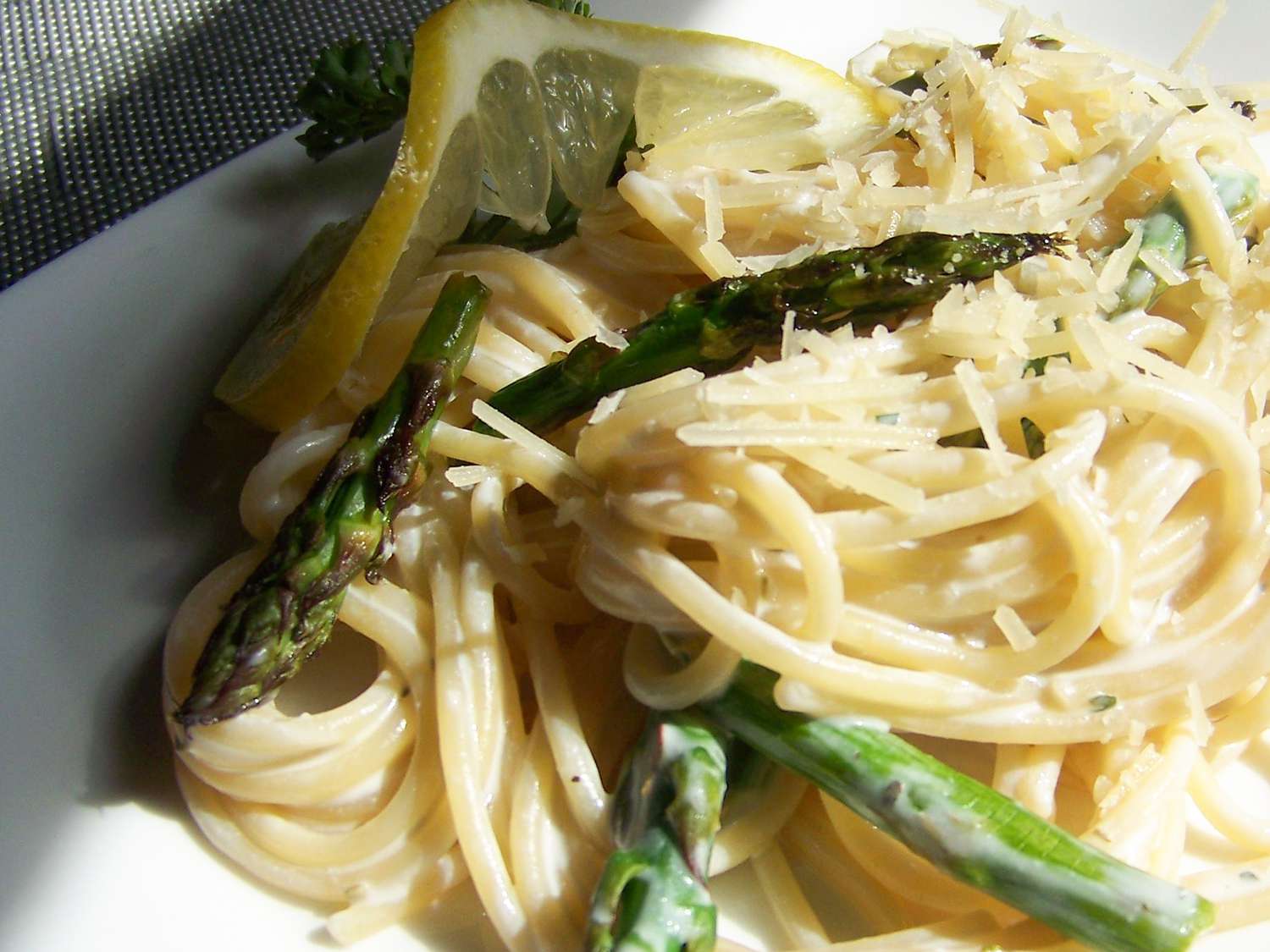 Asparagus Linguine with Cream Sauce