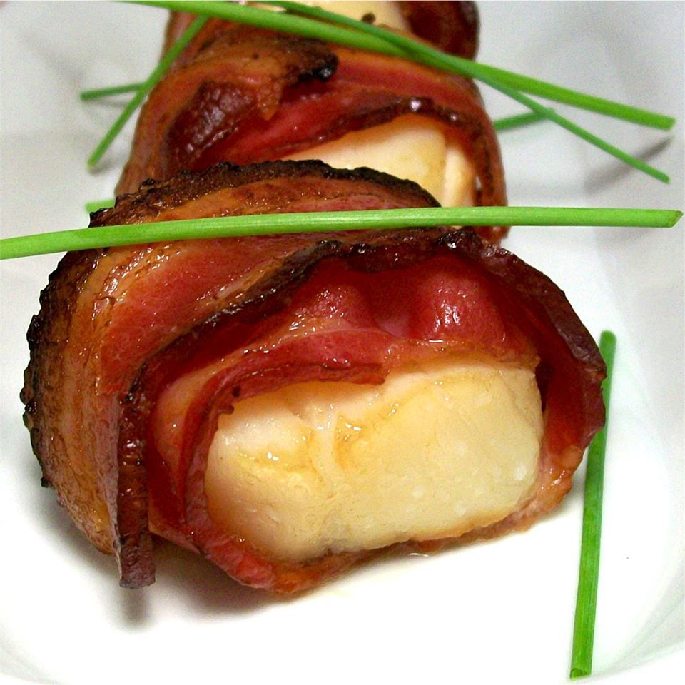 Bacon-Wrapped Marinated Scallops