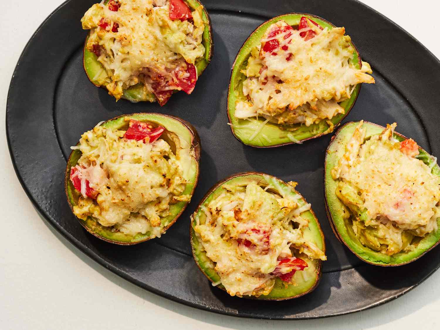 Baked Avocados with Chicken Filling