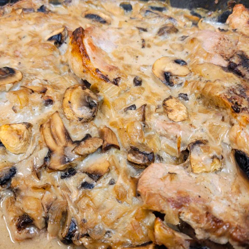 Baked Pork Chops with Mushroom Sauce