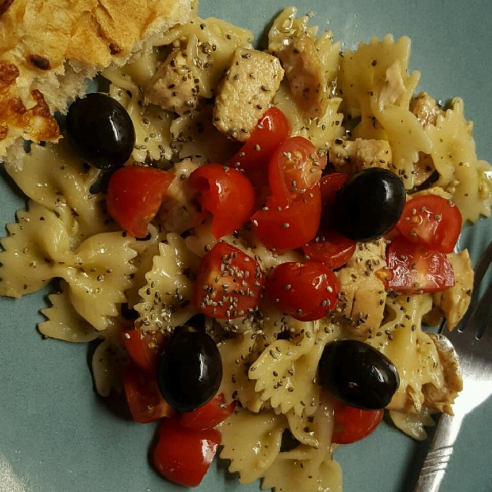 Balsamic Chicken Pasta with Fresh Tomatoes