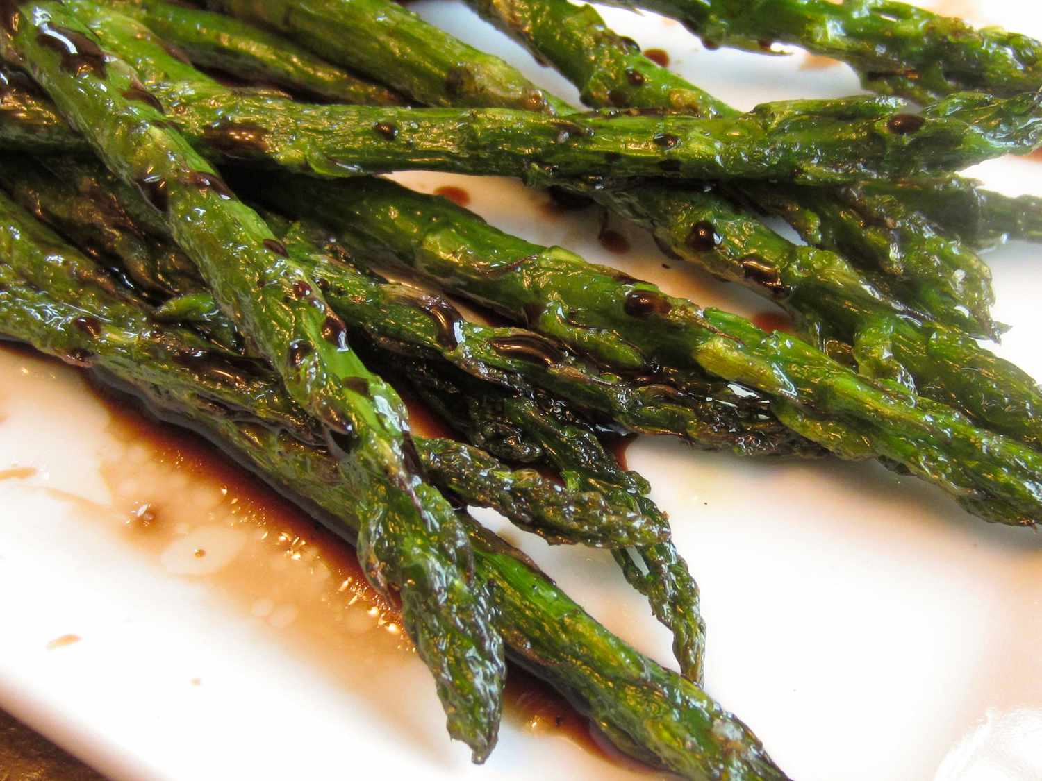 Balsamic Roasted Asparagus