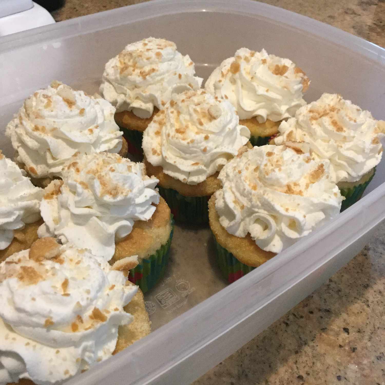 Banana Pudding Cupcakes with Whipped Cream