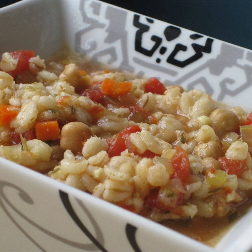 Beaker's Hearty Vegetable Barley Soup