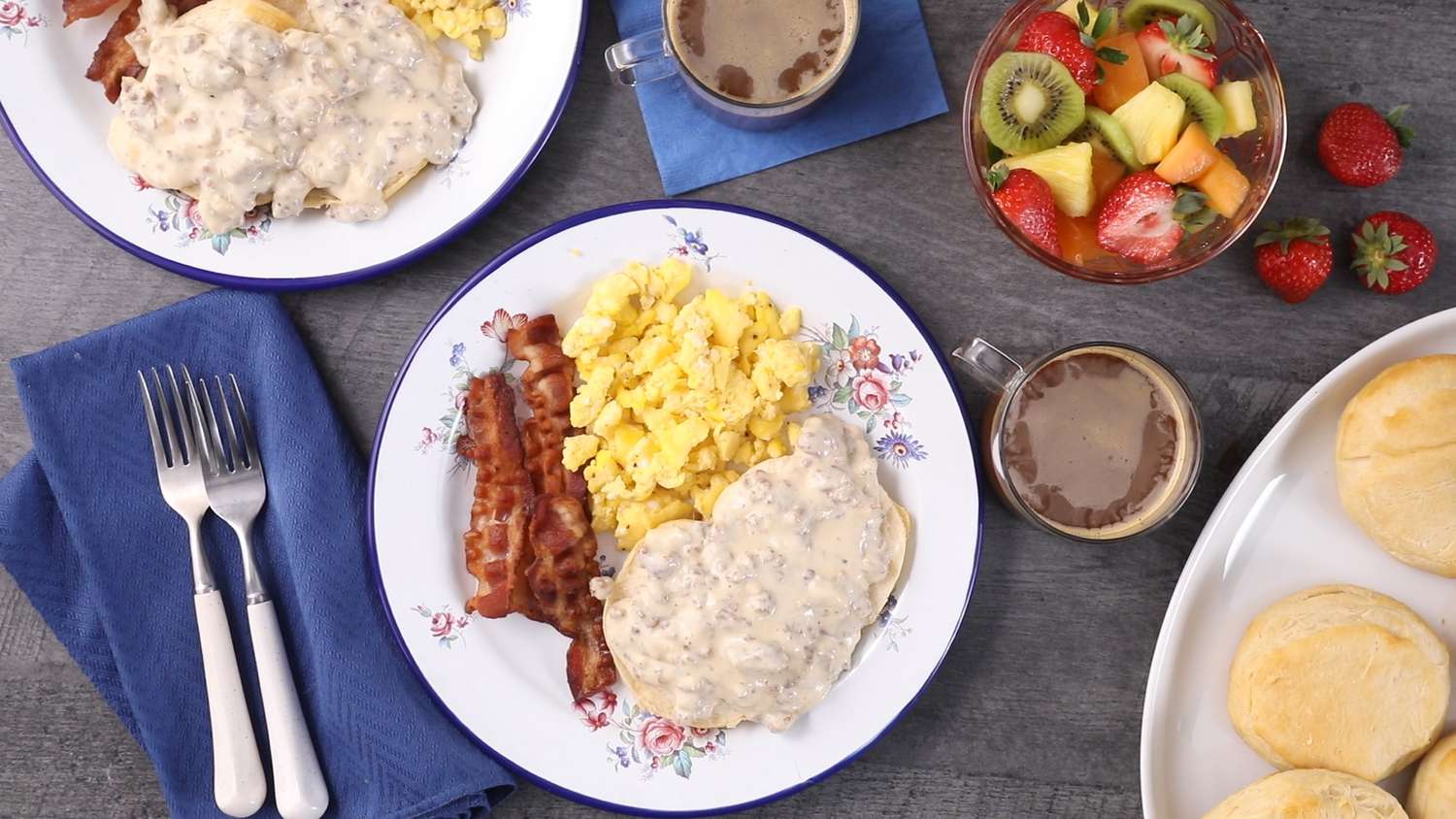 Biscuits with Sausage Gravy
