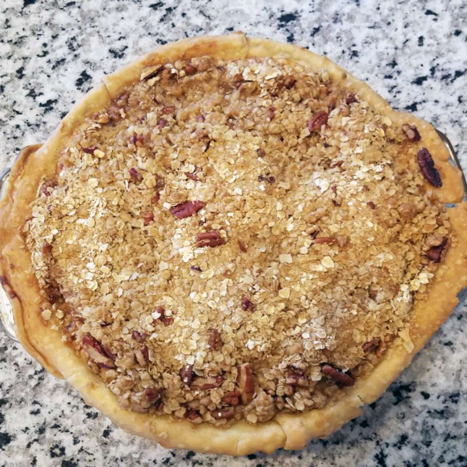 Caramel Apple Crumble Tart