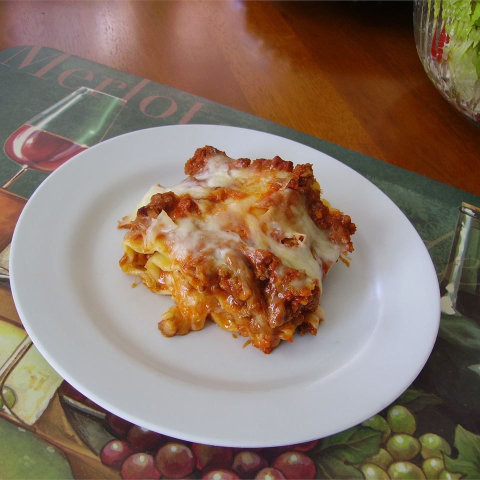 Cheesy Beef Lasagna Roll-Ups with Herb Cream Cheese