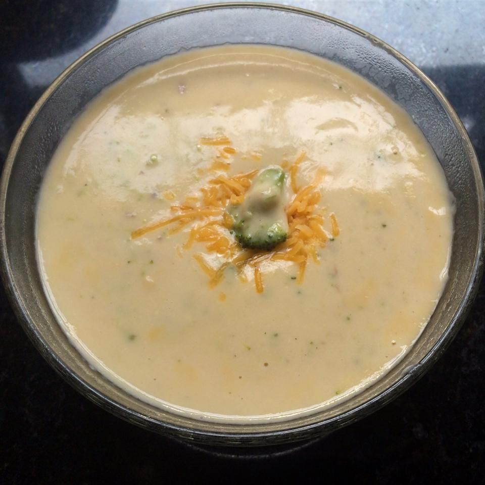 Cheesy Broccoli Soup