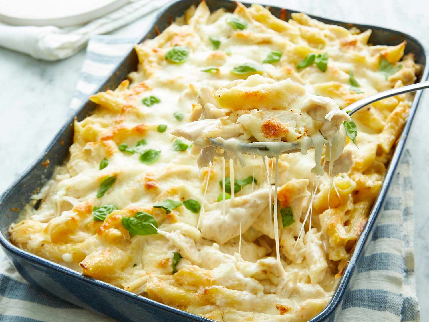 Cheesy Chicken Alfredo Bake