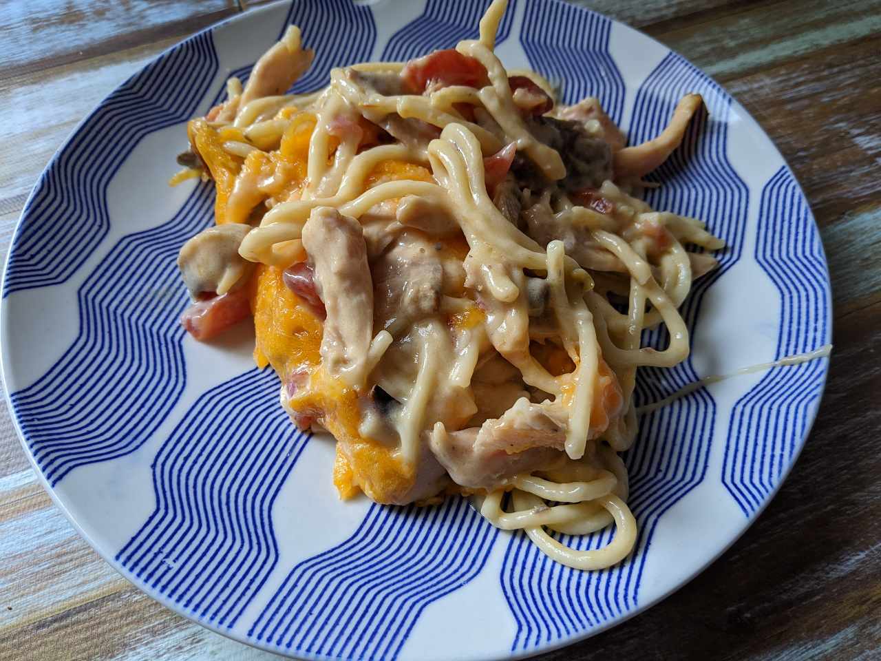 Cheesy Chicken Spaghetti Bake
