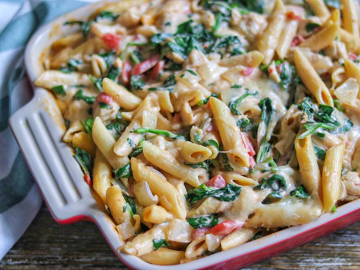 Cheesy Chicken Spinach Pasta Bake