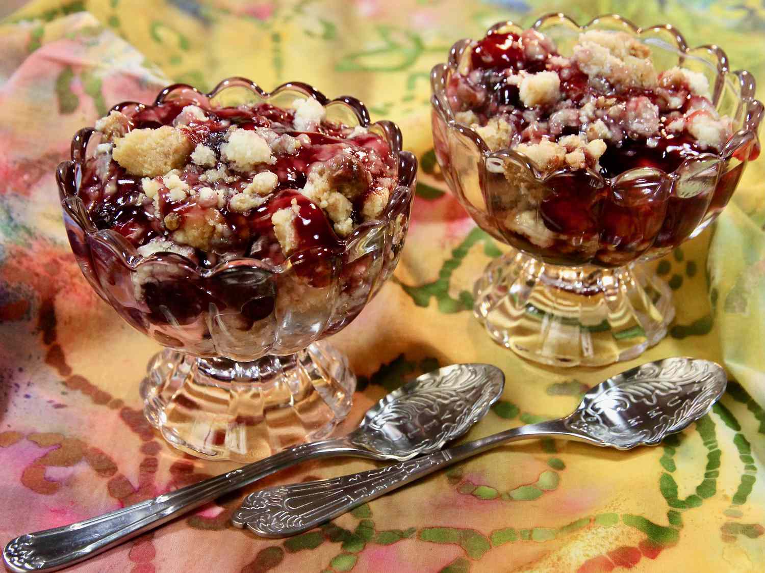 Cherry Crumble Cake