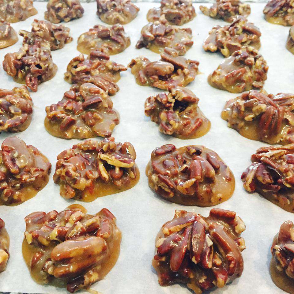 Chewy Pecan Pralines