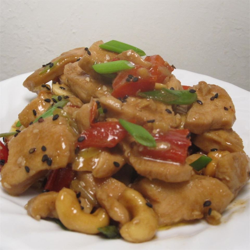 Chicken and Cashews Stir-Fry