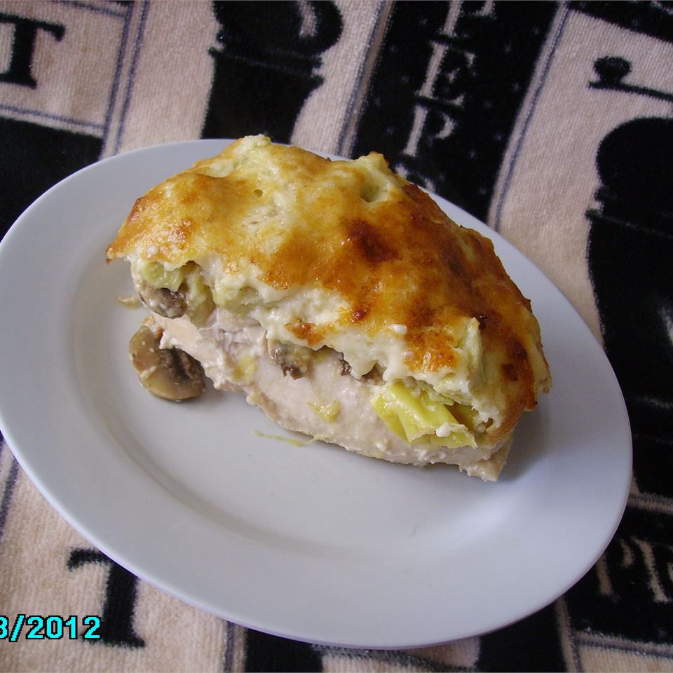 Chicken Artichoke Casserole with Garlic Mayo Sauce