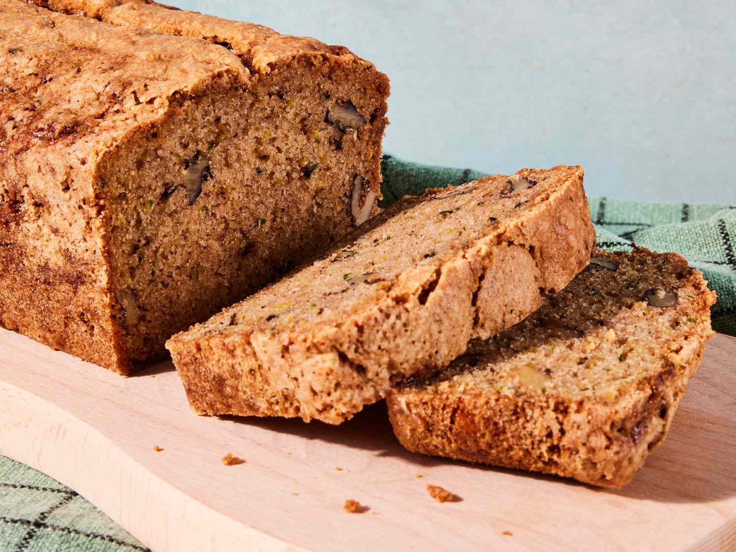 Cinnamon Walnut Zucchini Bread