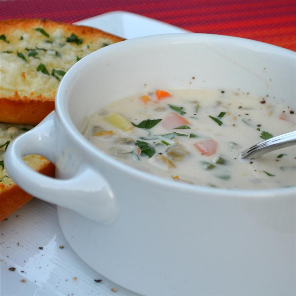 Classic Clam Chowder
