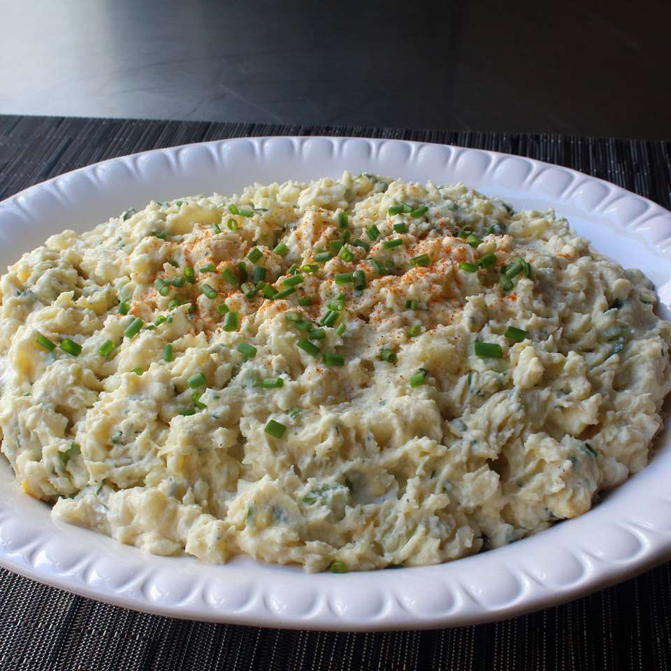 Classic Creamy Potato Salad