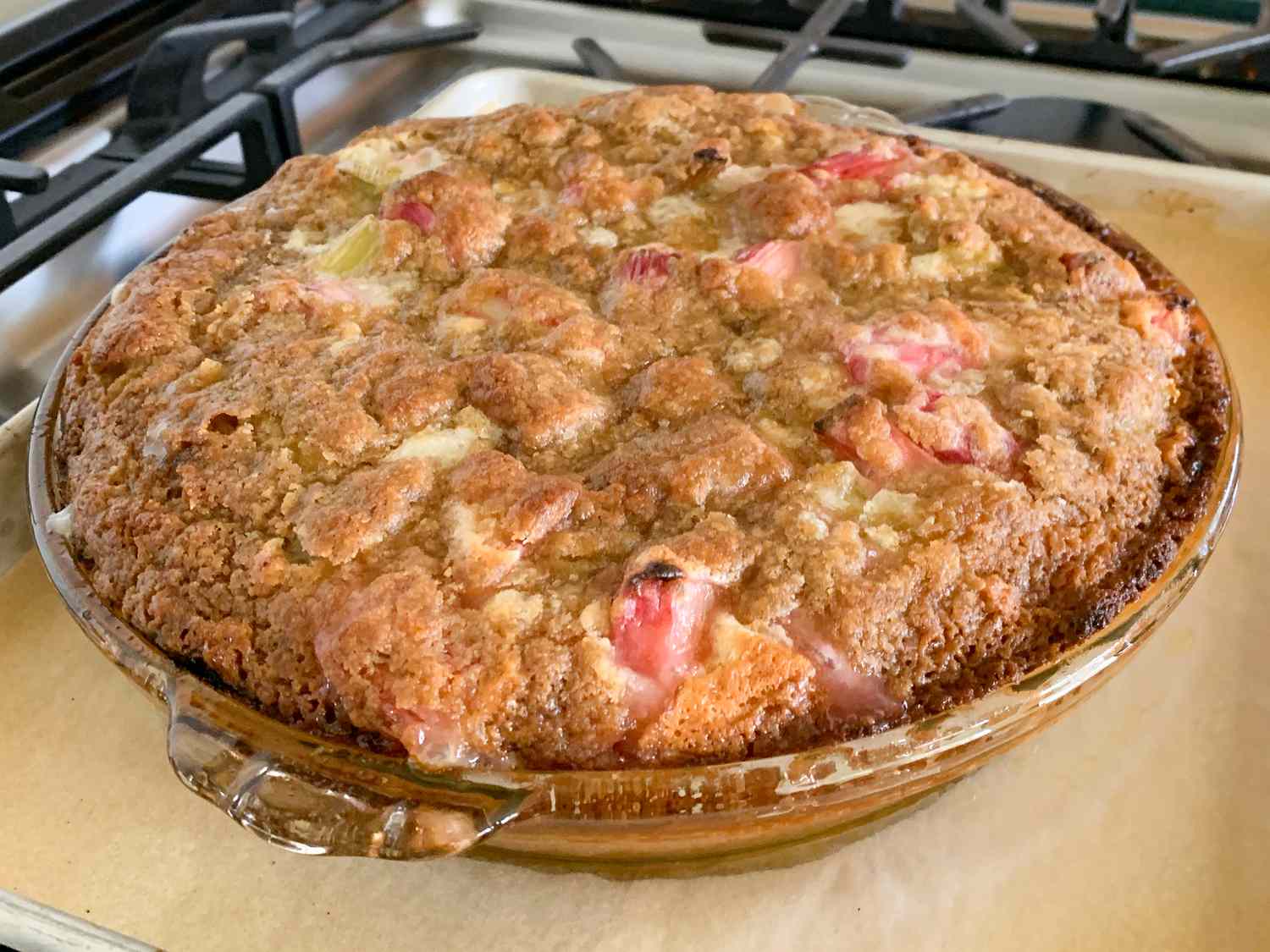 Classic Rhubarb Pie