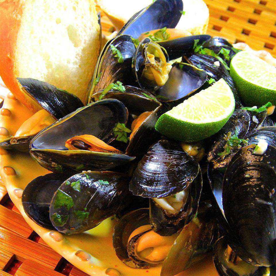 Coconut Steamed Mussels