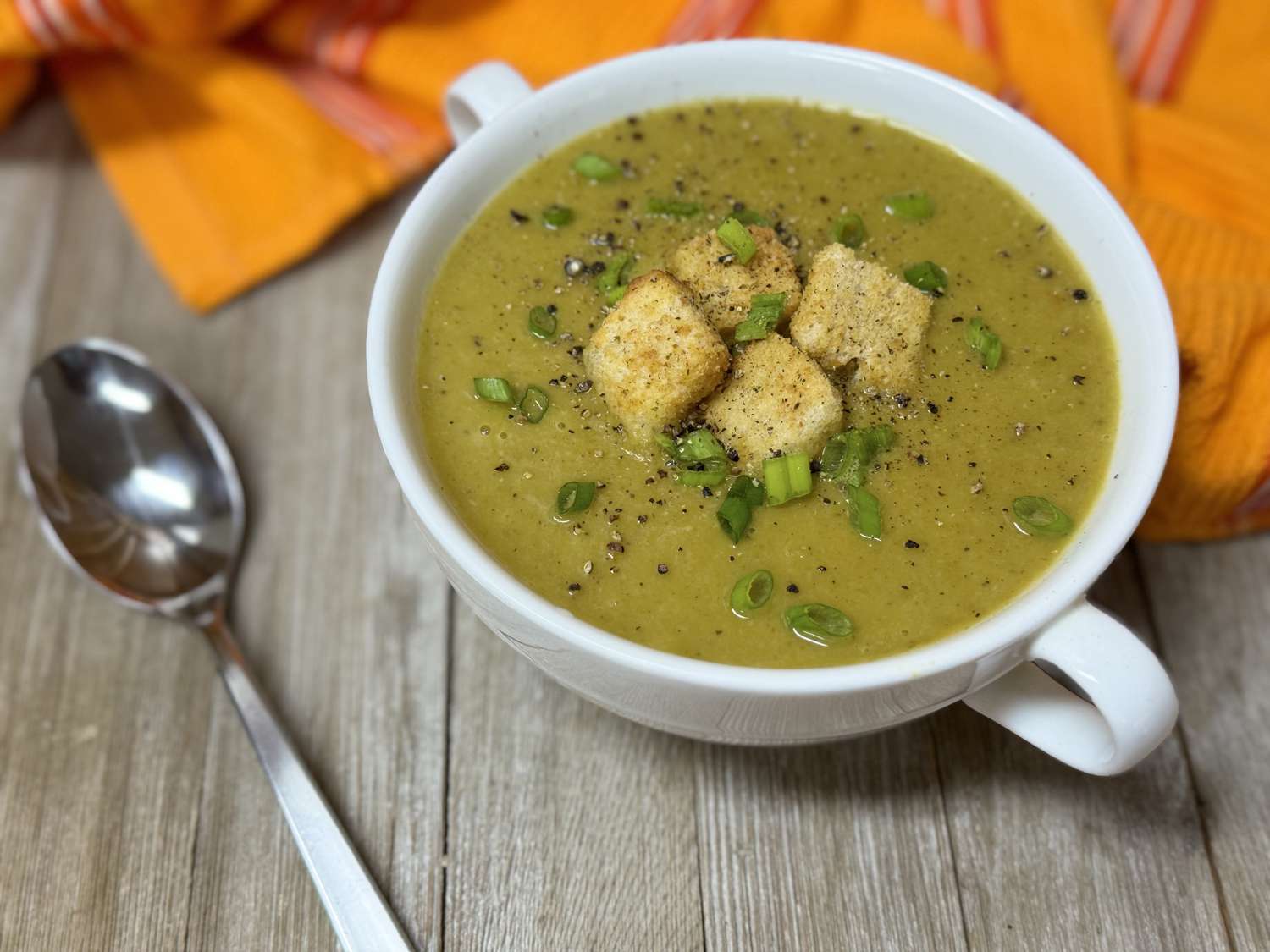 Cozy Split Pea Soup (Vegetarian)