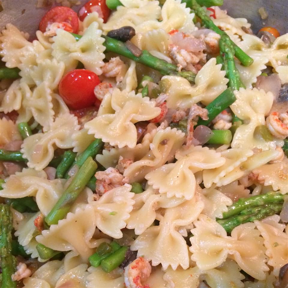 Crawfish Pasta Salad