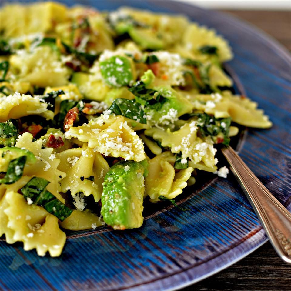 Creamy Bacon Avocado Pasta
