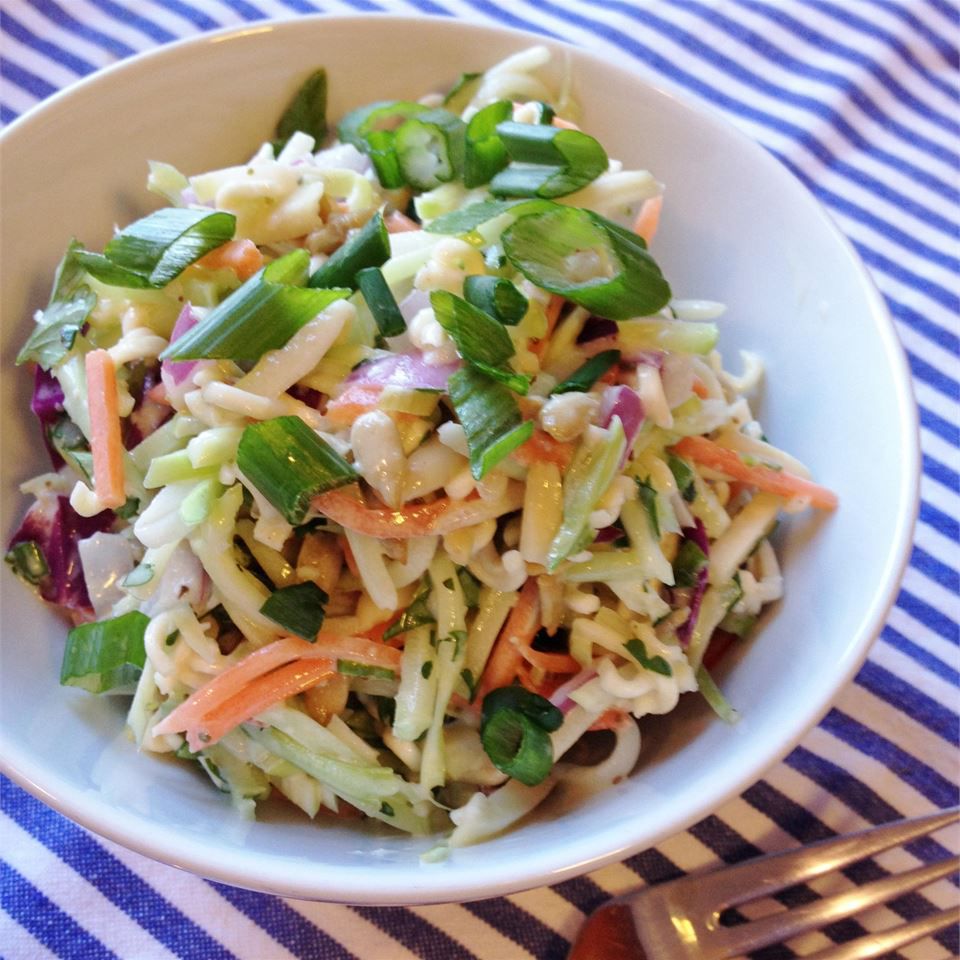 Creamy Broccoli Slaw