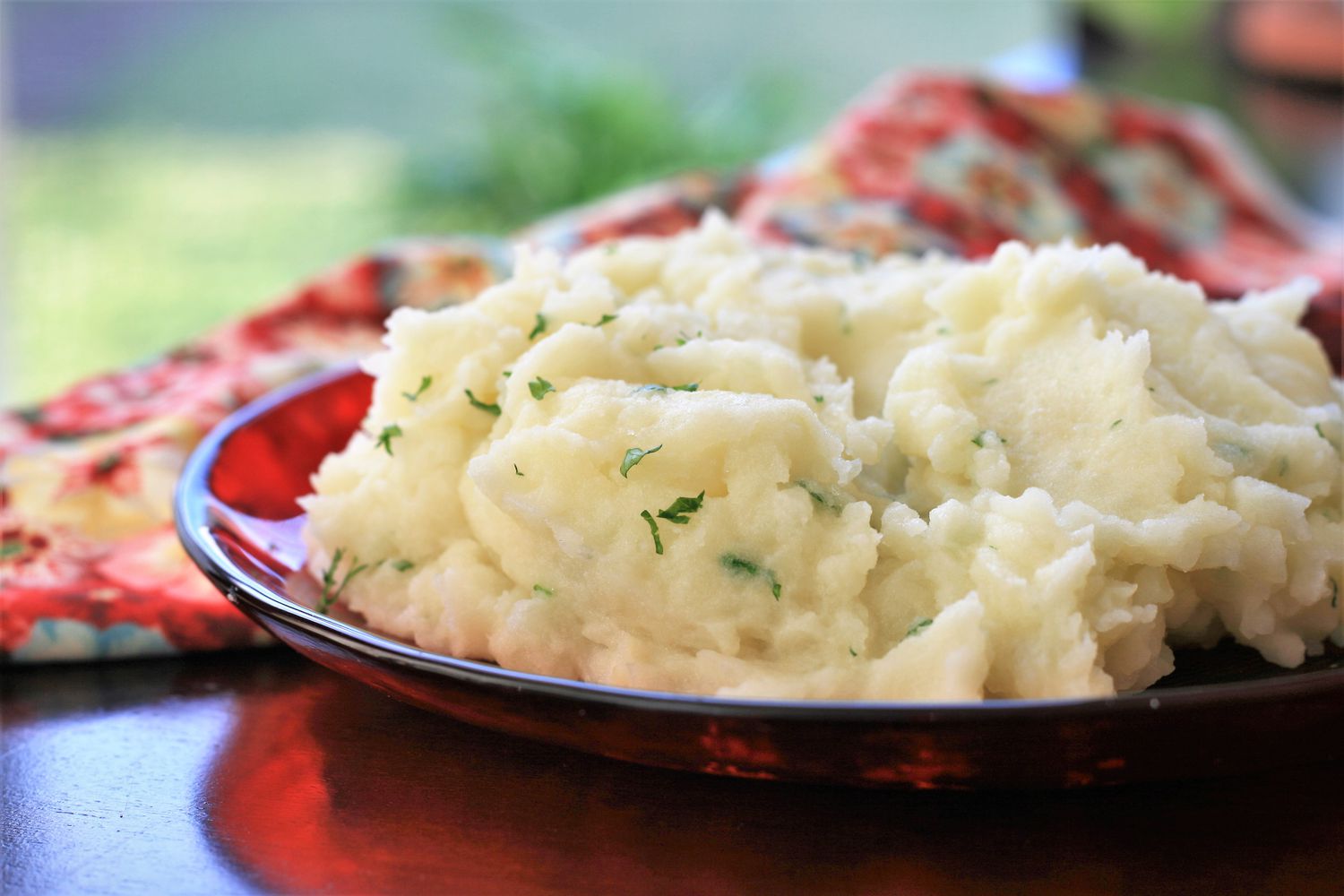 Creamy Garlic Baby Potatoes