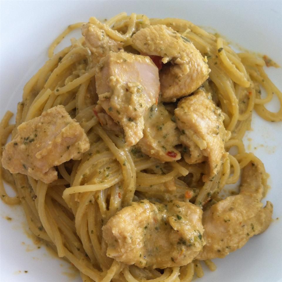 Creamy Pesto Chicken Pasta