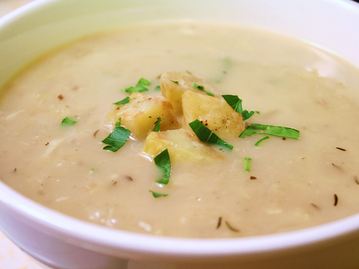 Creamy Roasted Garlic Potato Soup