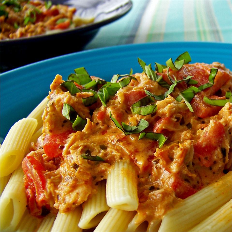 Creamy Sun-Dried Tomato Chicken Pasta
