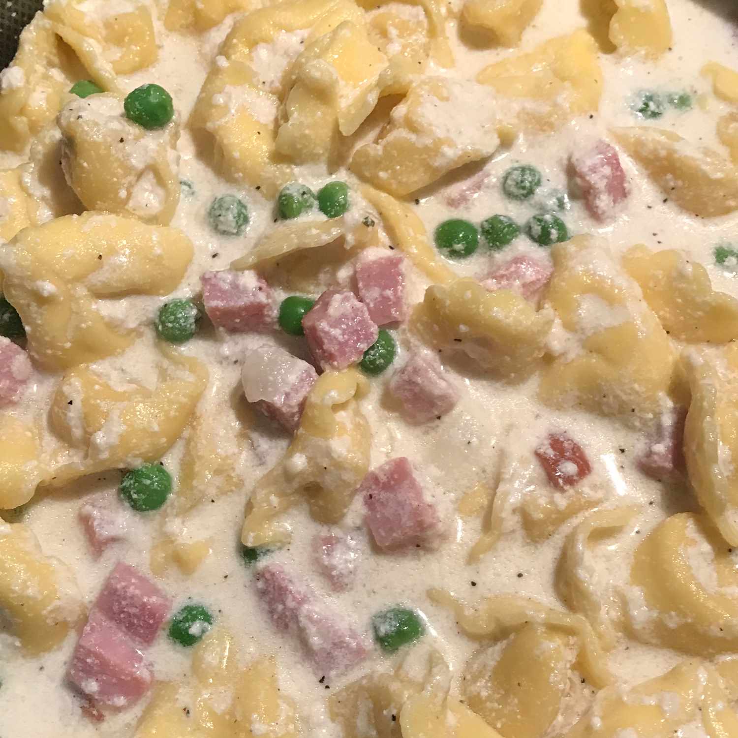 Creamy Tortellini Carbonara