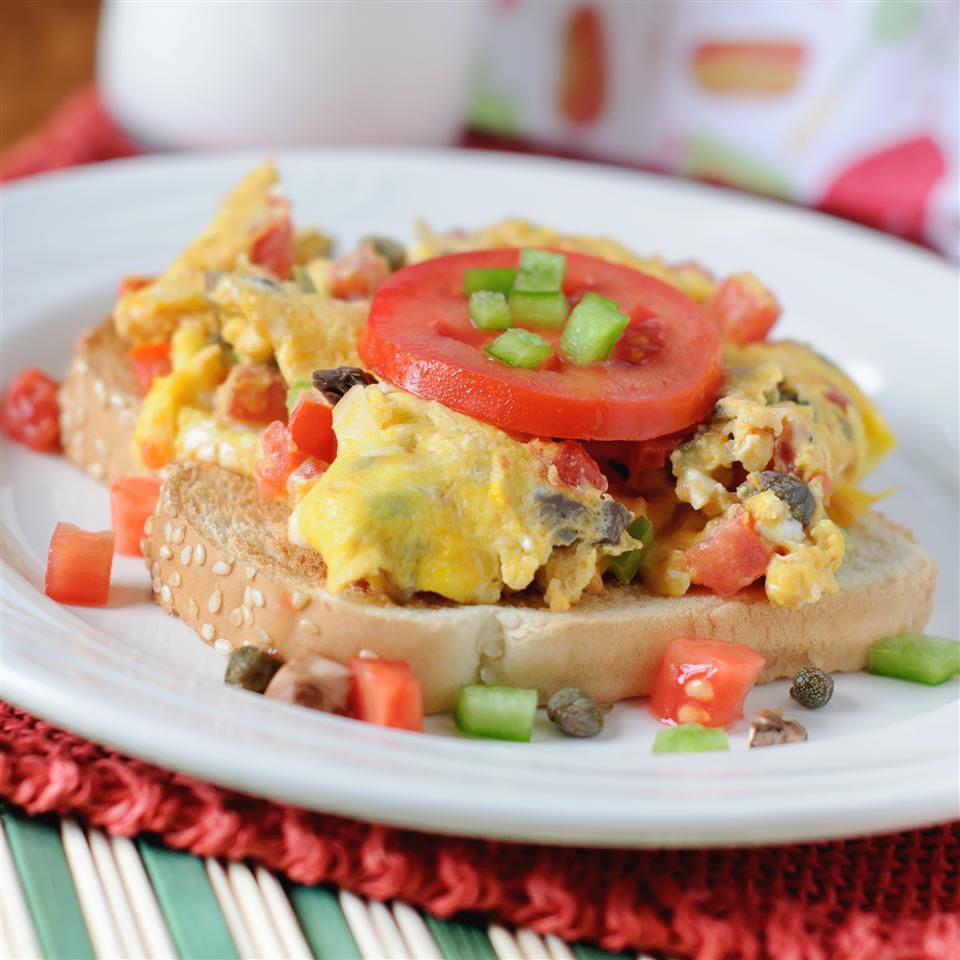 Creole Eggs on Toast