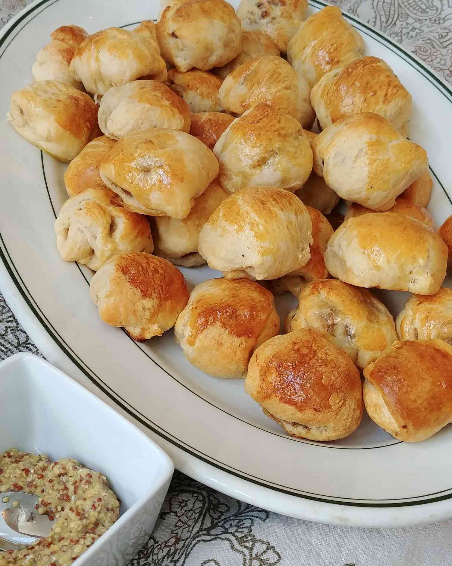 Crescent Roll Meatball Bites
