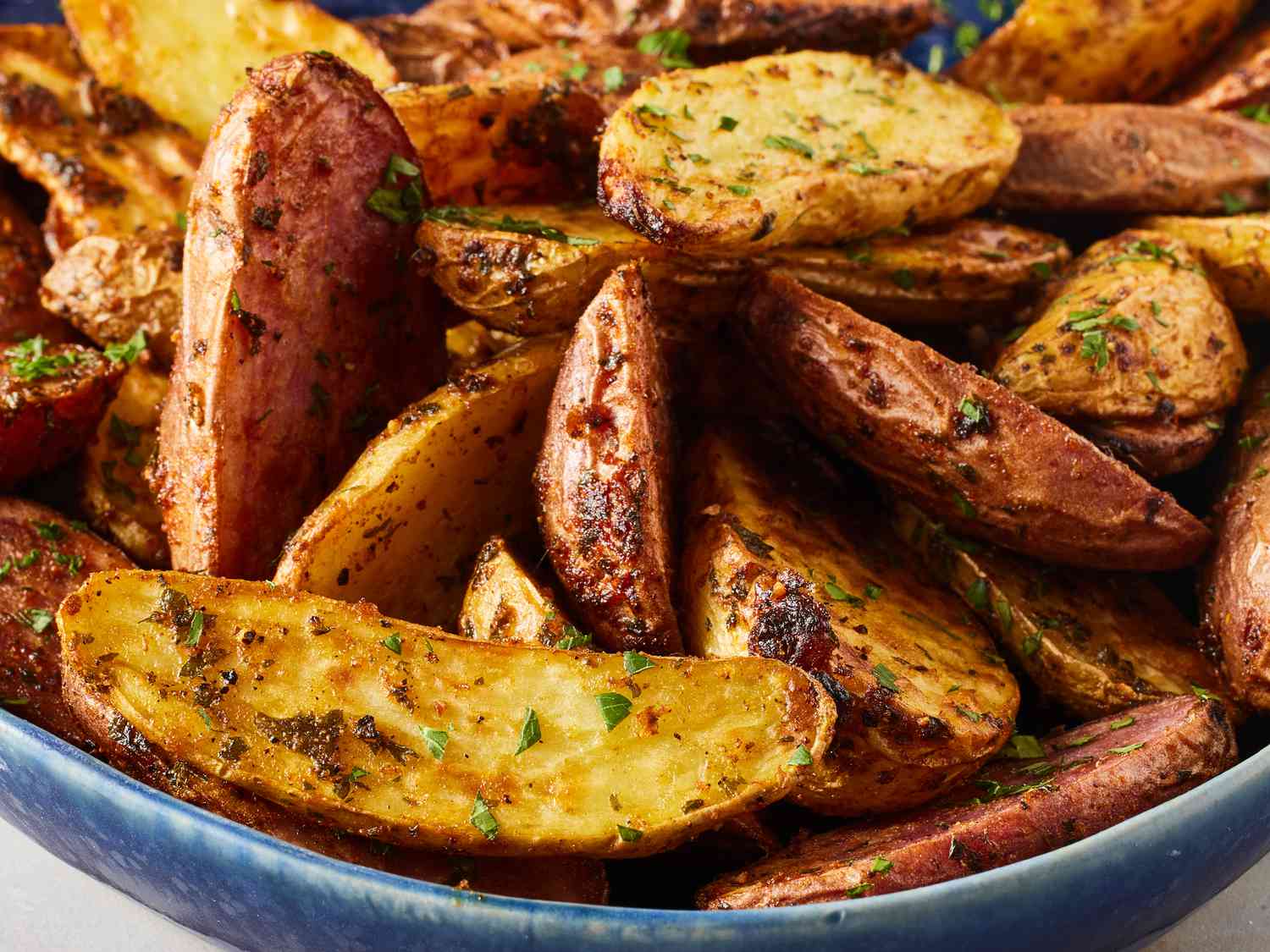 Crispy Air Fryer Fingerling Potatoes