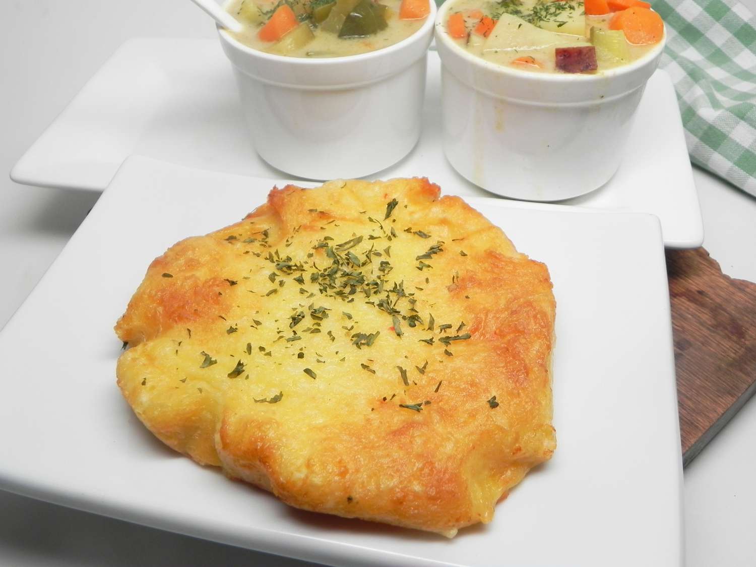 Crispy Air Fryer Keto Garlic Cheese Bread