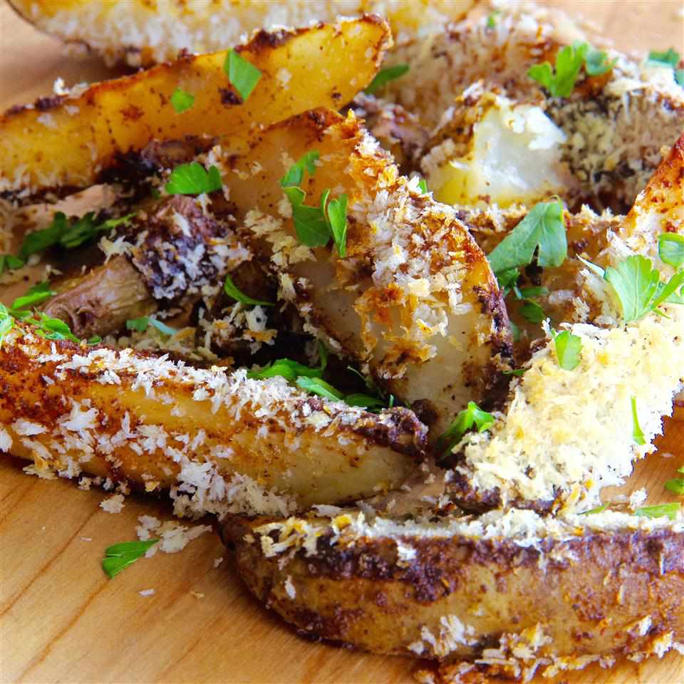 Crispy Breakfast Potato Wedges