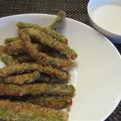 Crispy Green Beans with Spicy Dip