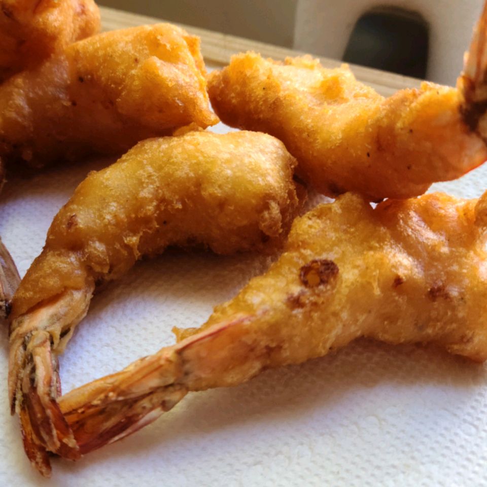 Crispy Shrimp Tempura with Sake Sauce