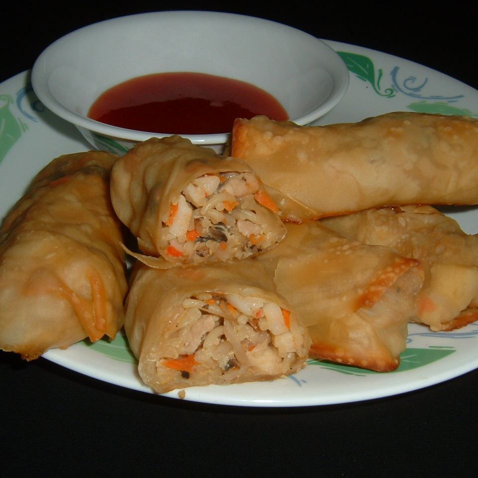 Crispy Veggie and Seafood Rolls