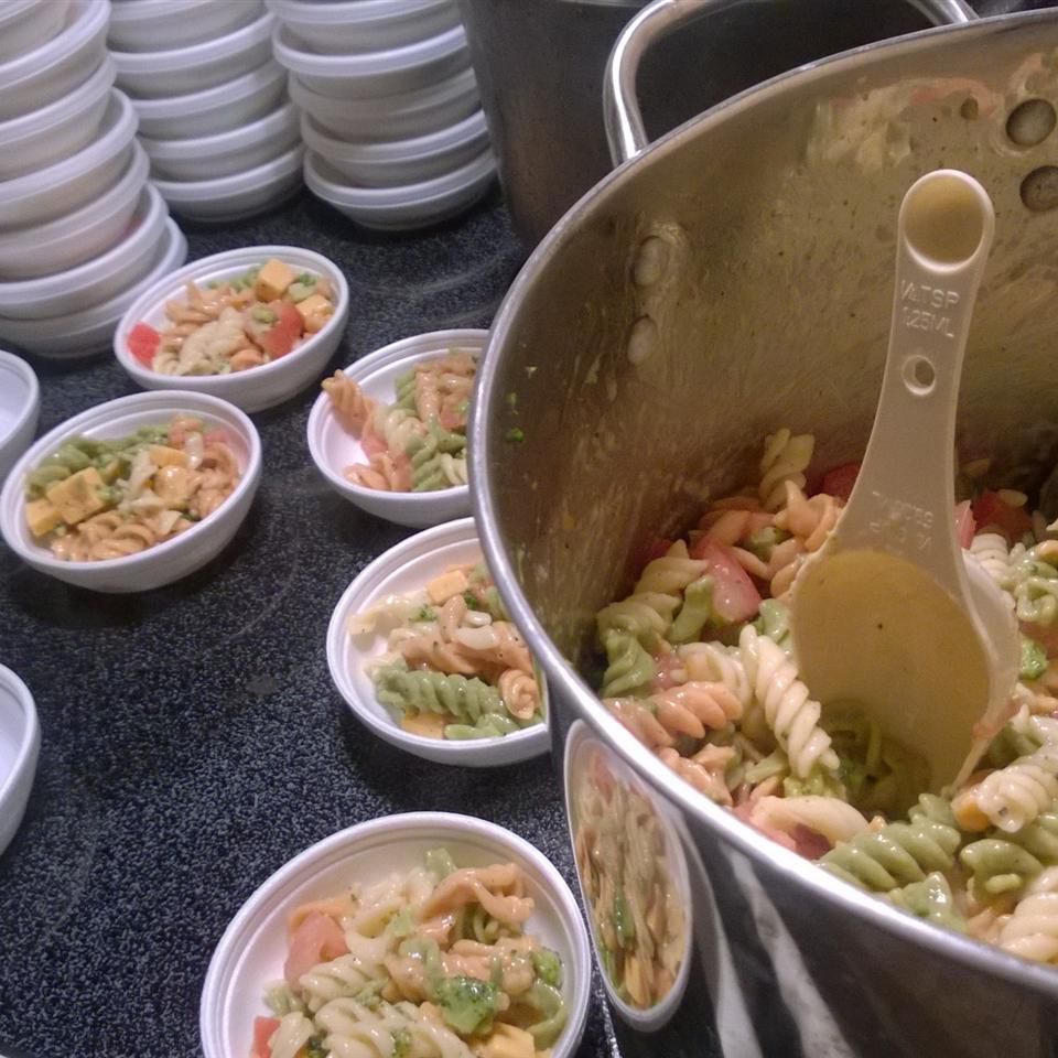 Crowd-Pleasing Pasta Salad