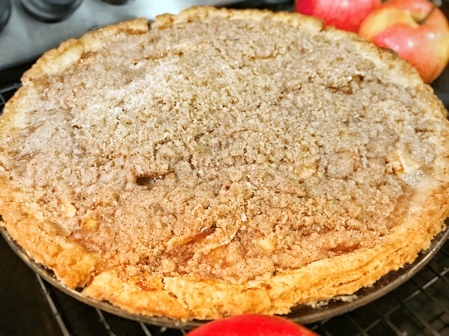 Deluxe Sour Cream Apple Pie