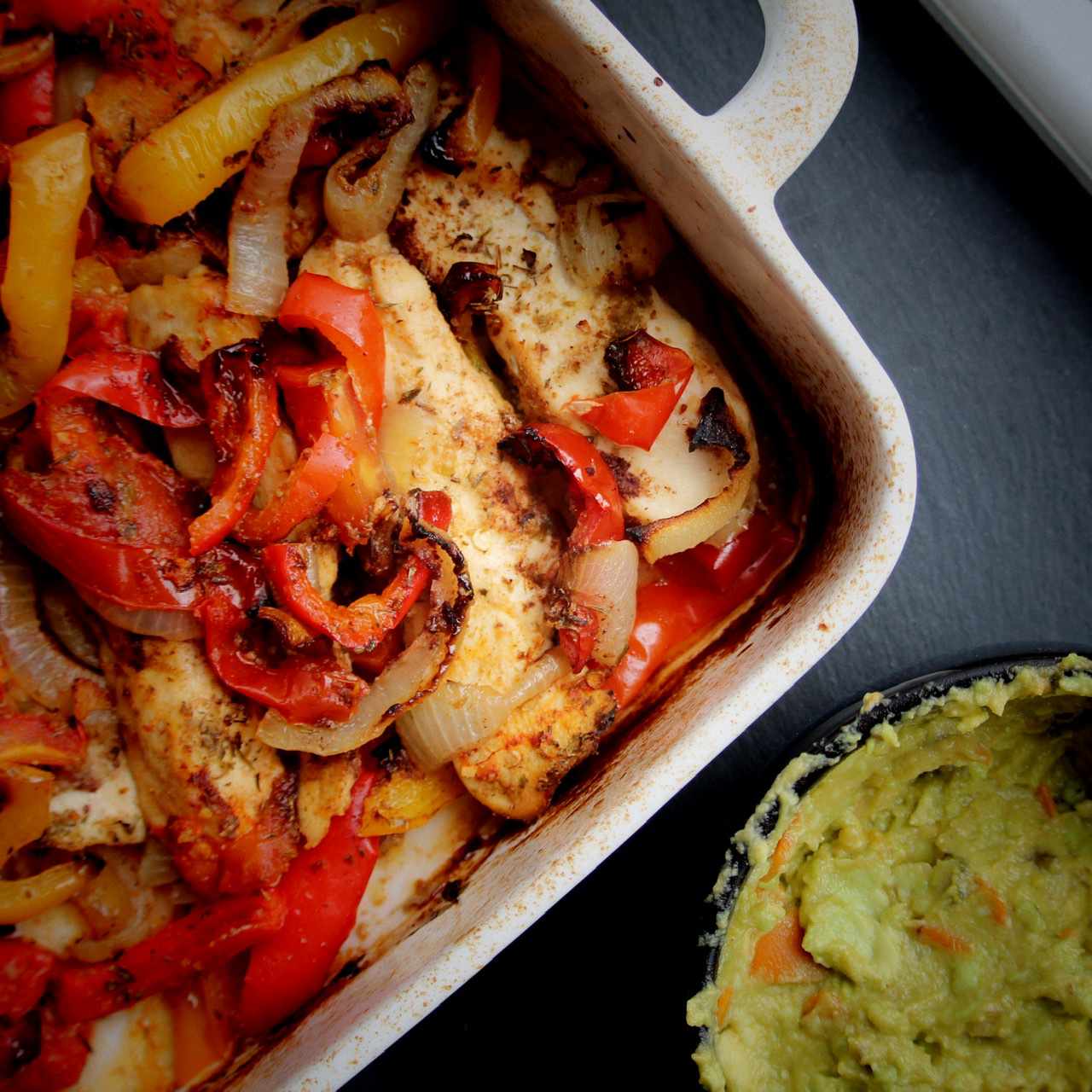 Easy Baked Chicken Fajitas