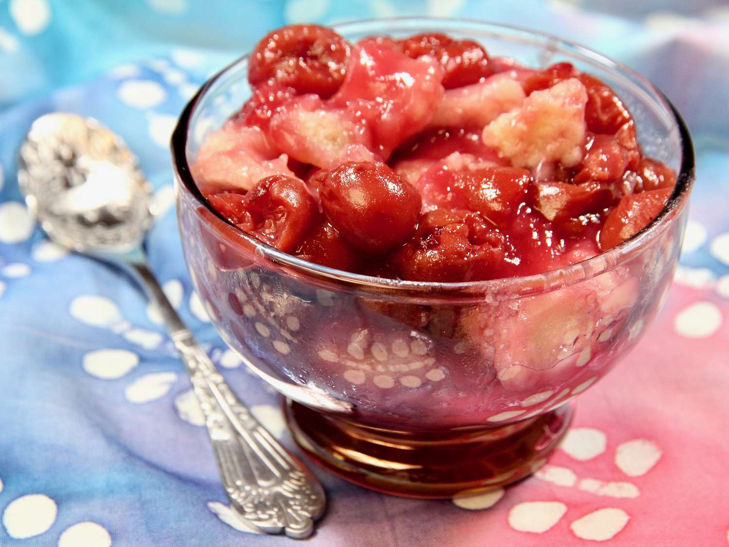 Easy Cherry Cobbler