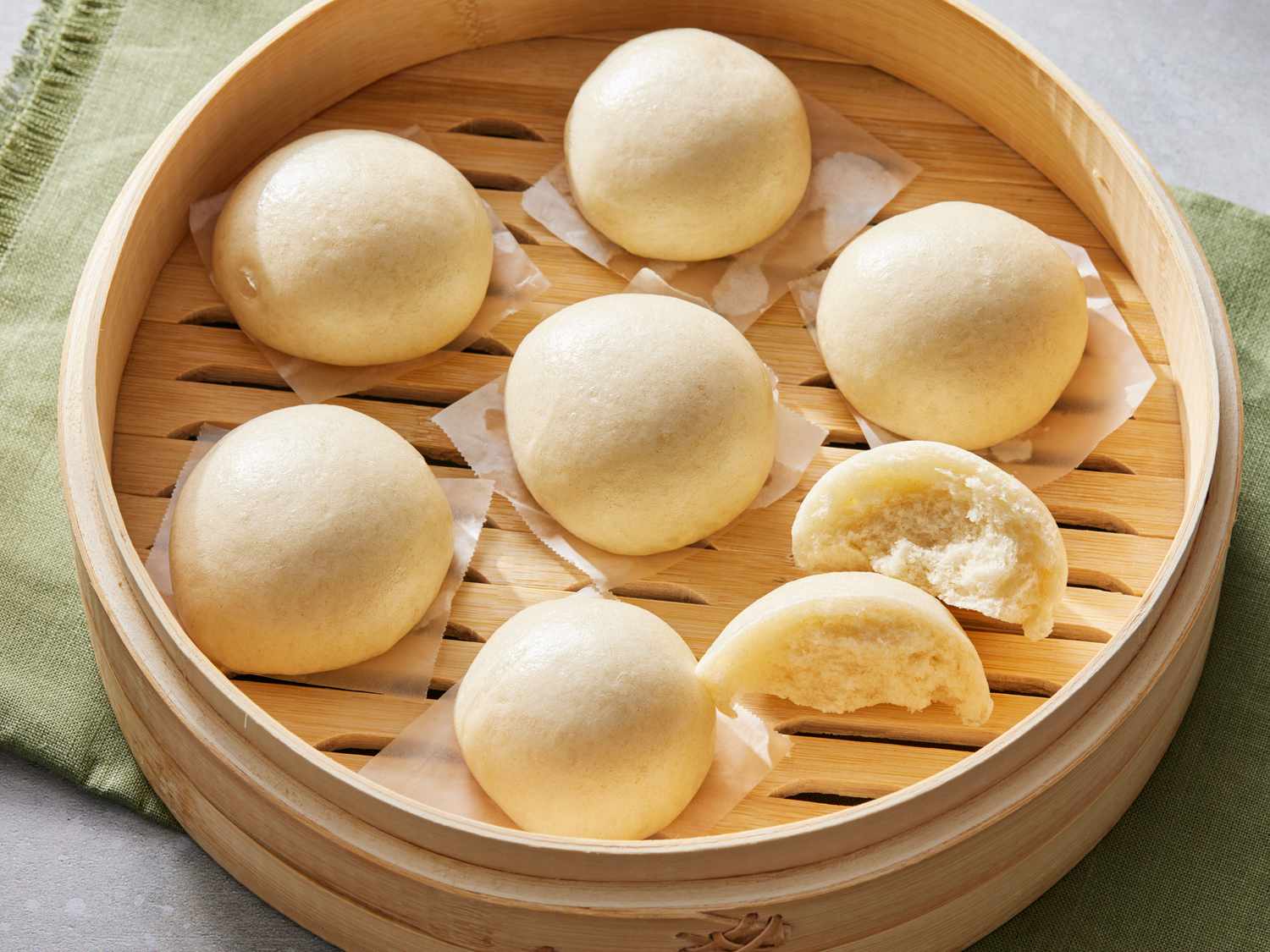 Fluffy Chinese Steamed Buns