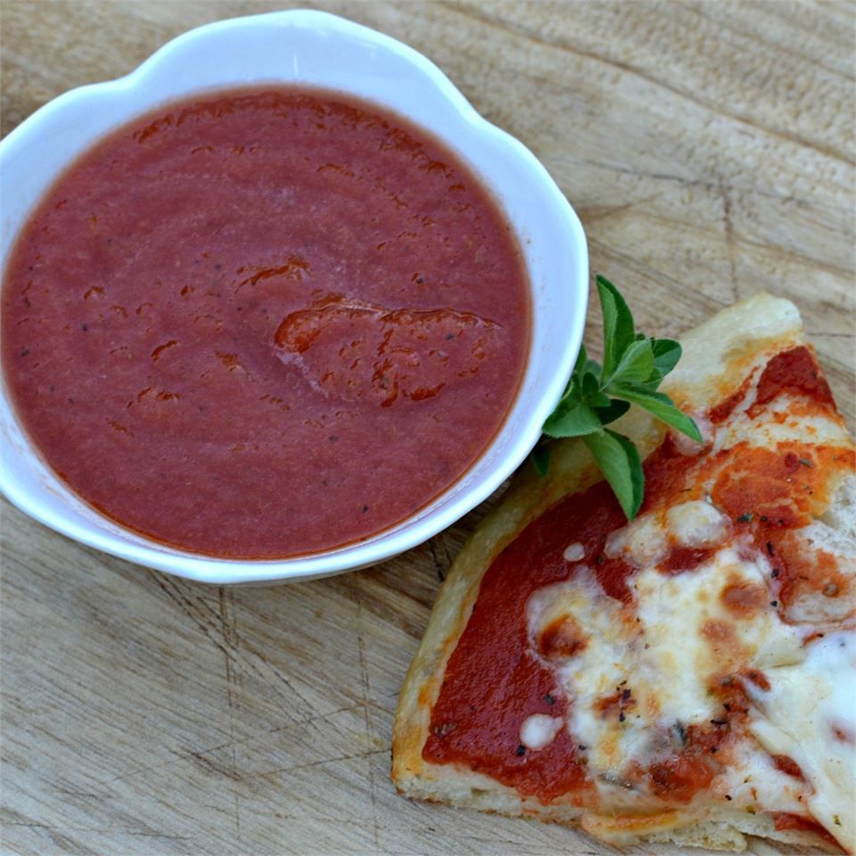 Fresh Homemade Pizza Sauce
