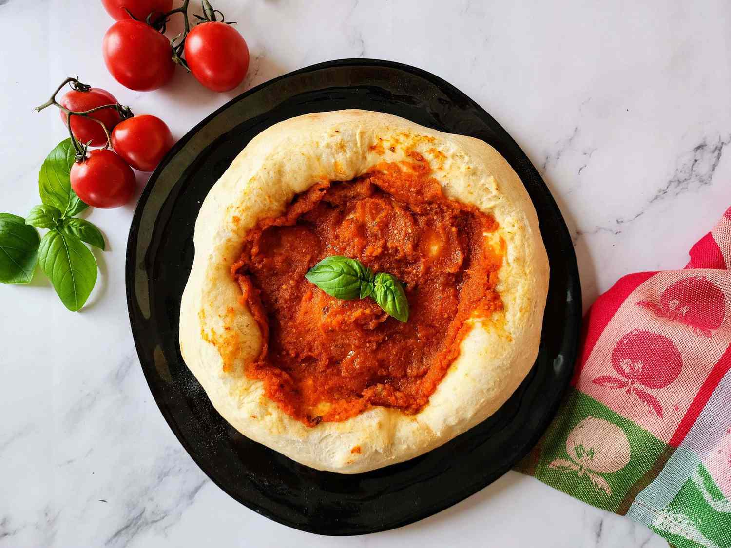 Fresh Tomato Pizza Sauce